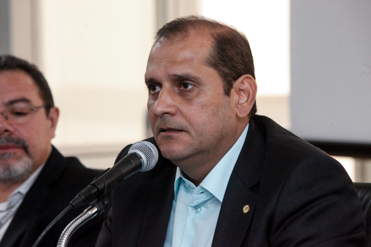 Deputado Fabrizio Ferraz apresenta PL que dispõe sobre doações à administração pública em Pernambuco