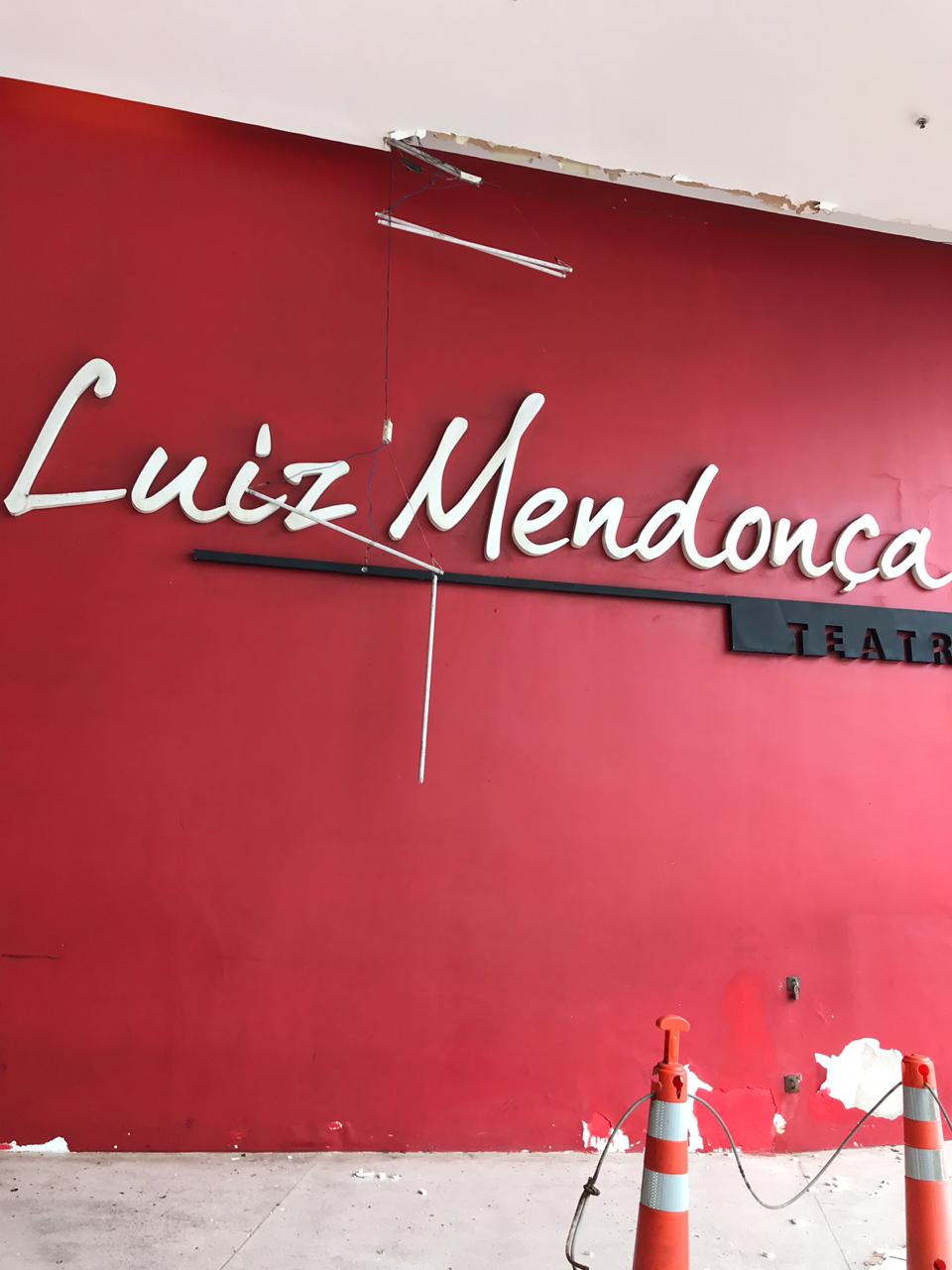 Recife – Vereador denuncia abandono do teatro Luiz Mendonça