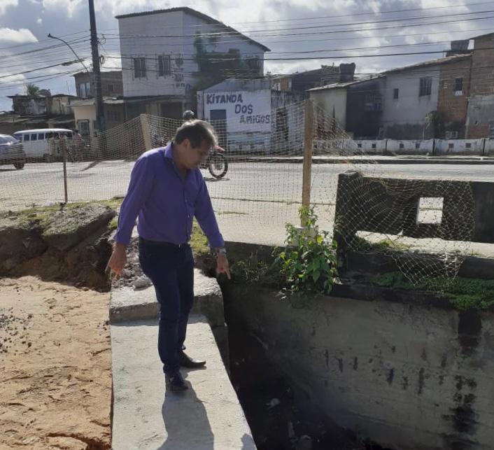 Atendendo a pedidos de Chico Kiko, prefeitura do Recife realiza obra na Zona Oeste