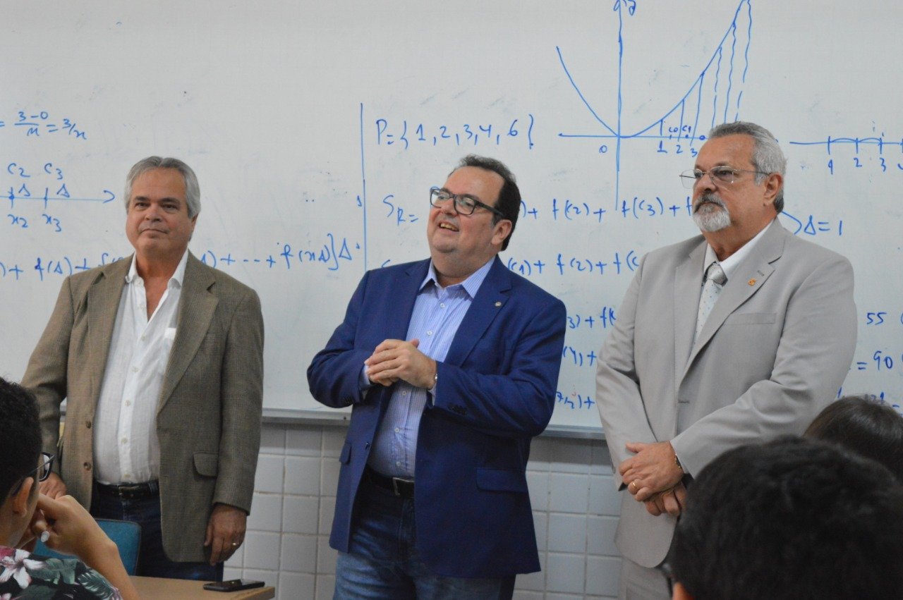 Rogério Leão recebe homenagem da escola politécnica de Pernambuco Poli/UPE