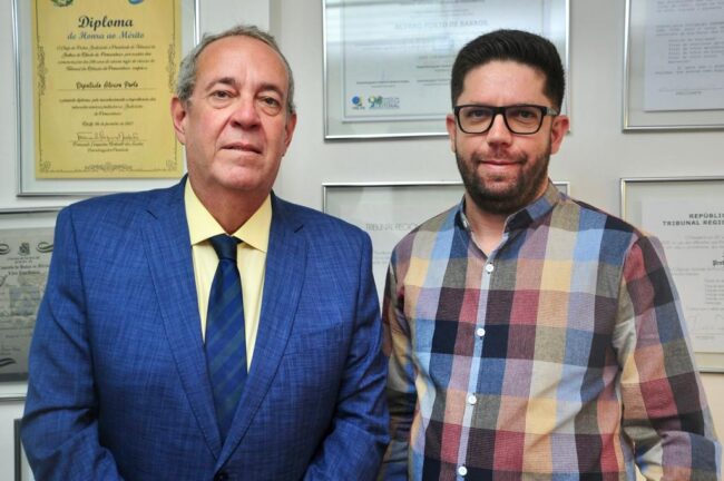 Álvaro Porto fecha aliança com Dr. Romão, pré-candidato a prefeito de Correntes
