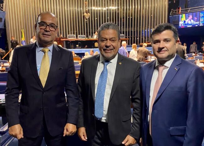  Eduardo da Fonte HCP, Sidney Neves, e com o senador Hiran Gonçalves