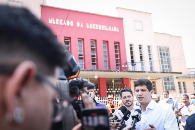 João Campos Prefeitura do Recife Mercado da Encruzilhada Bairro da Encruzilhada 