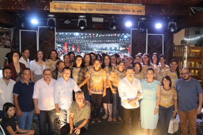 Chaparral participa da Abertura da IX Feira de Artesanato de Orobó