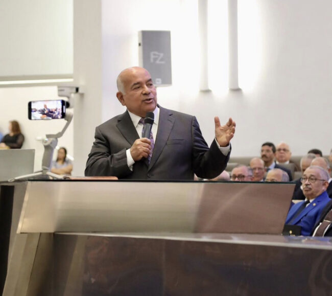 Pastor Ailton José Alves IEADPE Assembleia de Deus em Pernambuco 