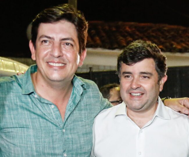 Deputados Eduardo da Fonte e Henrique Queiroz Filho juntos no fomento à doação de sangue e órgãos em Pernambuco e no Brasil