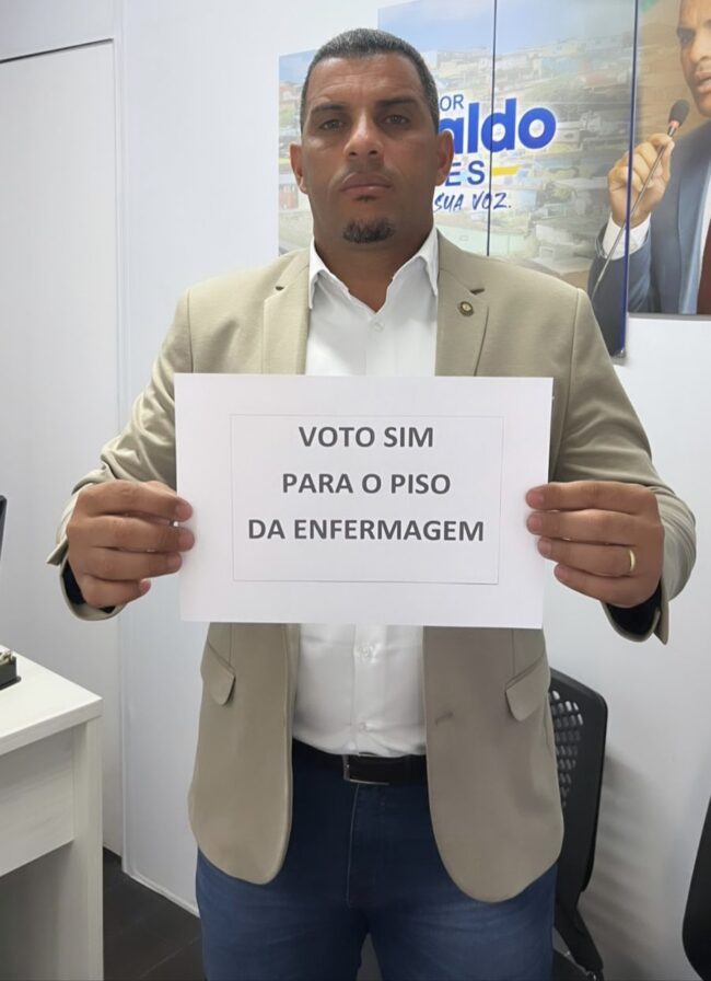RECIFE - Vereador Ronaldo Lopes vota a favor do Piso da Enfermagem para servidores municipais