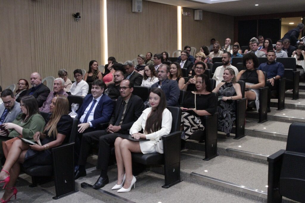 CREF12/PE recebe Sessão Solene na Assembleia Legislativa em homenagem aos 20 anos de atuação Lúcio Beltrão