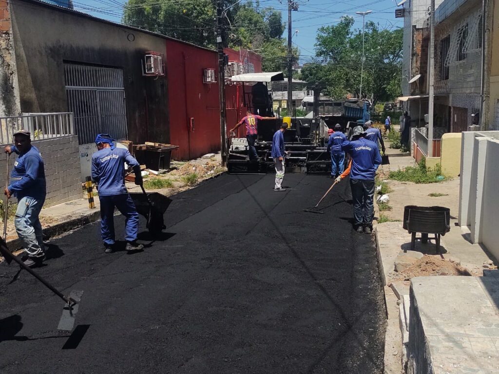 Rua Irajá em Cidade Tabajara entra na reta final para ser entregue à população