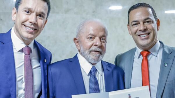 Prefeito Sivaldo Albino Deputado Felipe Carreras Presidente Lula