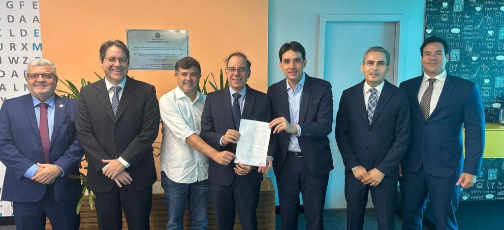 Ministro Silvio Costa Filho e o deputado Eduardo da Fonte fortalecem parcerias entre a Infraero e Justiça Federal de PE