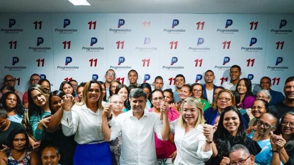 Eduardo da Fonte anuncia Elaine Maciel para assumir a presidência do Diretório do PP em Paulista