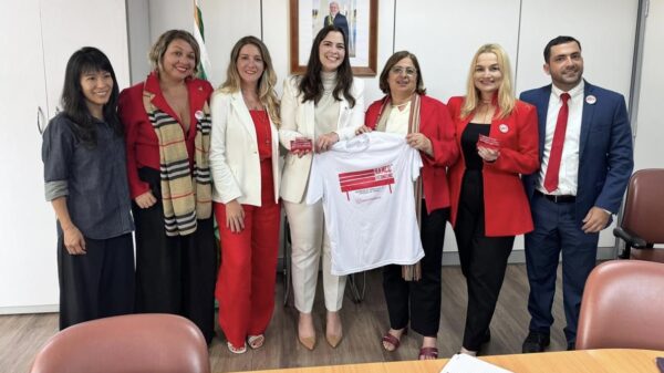 Aparecida Gonçalves Ministério das Mulheres Instituto Batom Vermelho Brasília Maria Arraes