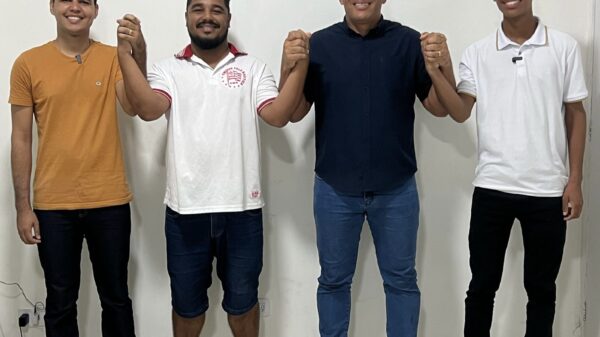 Vereador Ronaldo Lopes mostra força de articulação e elege os dois conselheiros de juventude mais votados do Recife