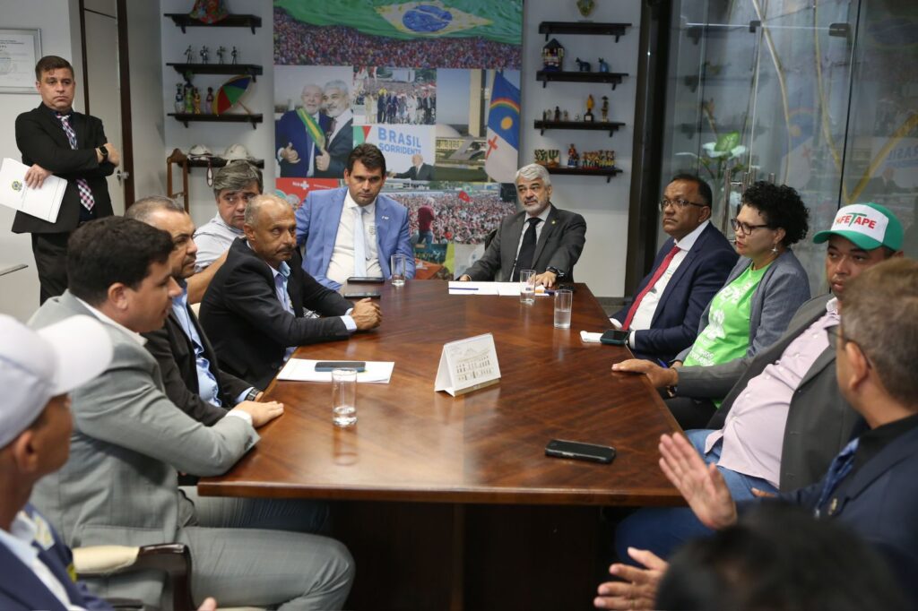 Marcelo Gouveia AMUPE Brasília Humberto Costa