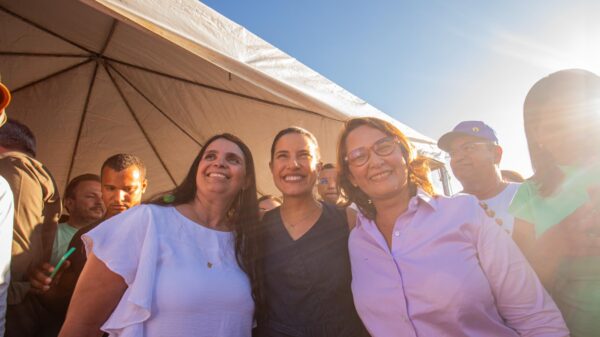 Aline Freire Terra Nova Raquel Lyra Débora Almeida