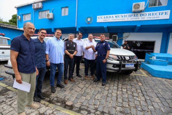 vereador Eriberto Rafael, deputado Eriberto Medeiros articula viatura para Guarda Municipal do Recife