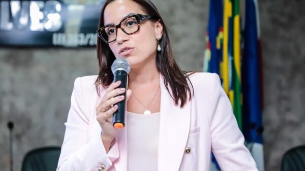 Advogada Diana Câmara