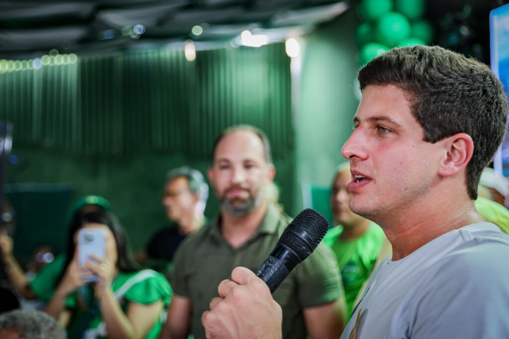 João Campos Recife Victor André Gomes Bairro de Casa Amarela
