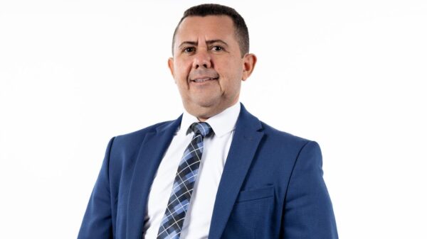 Dr. Isaque Santana Advogado