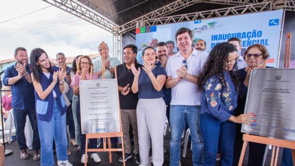 Deputada estadual Débora Almeida São Bento do Una