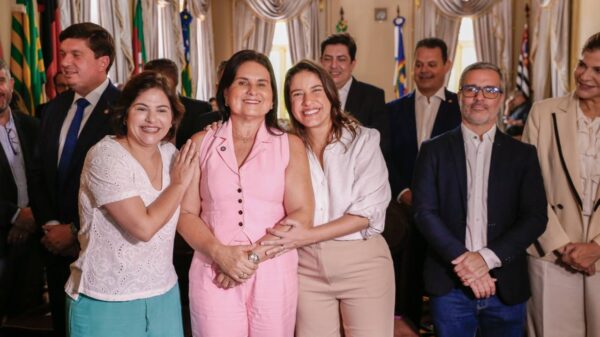 Professora Elcione Igarassu Governadora Raquel Lyra Priscila Krause