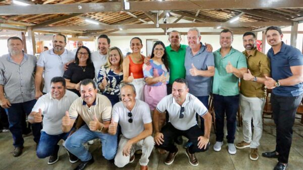 Álvaro Porto Lajedo prefeito Erivaldo Chagas