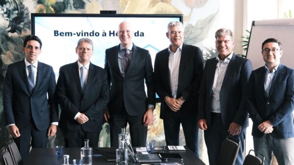 Ministro Silvio Costa Filho e governador Tarcísio de Freitas apresentam a investidores europeus atrativos do túnel Santos-Guarujá, maior obra do Novo PAC