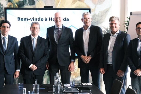 Ministro Silvio Costa Filho e governador Tarcísio de Freitas apresentam a investidores europeus atrativos do túnel Santos-Guarujá, maior obra do Novo PAC