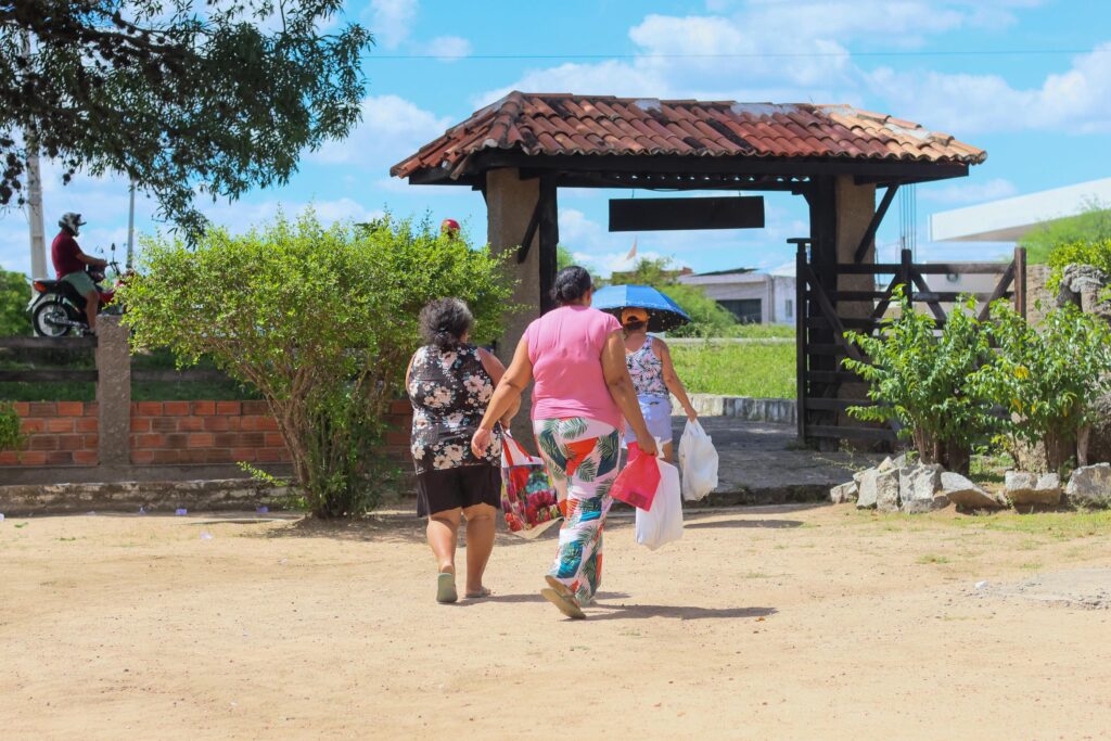 15 toneladas de peixe são distribuídas pela Prefeitura do Brejo da Madre de Deus na Semana Santa