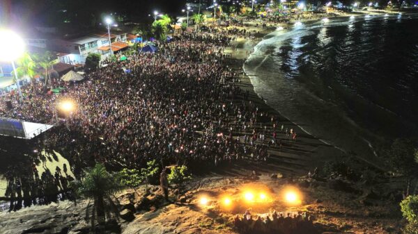 “Força da Paixão” reuniu mais de 10 mil pessoas na Praia de Gaibu