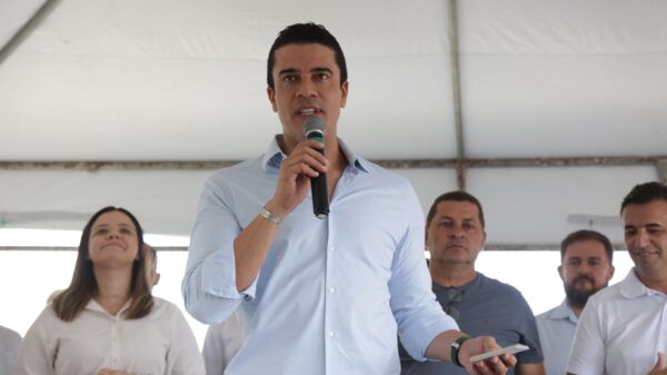 Prefeito Rodrigo Pinheiro Prefeitura de Caruaru