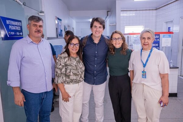 Deputada Débora Almeida Hospital Dom Moura Garanhuns