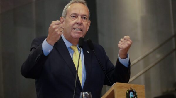Deputado estadual Álvaro Porto