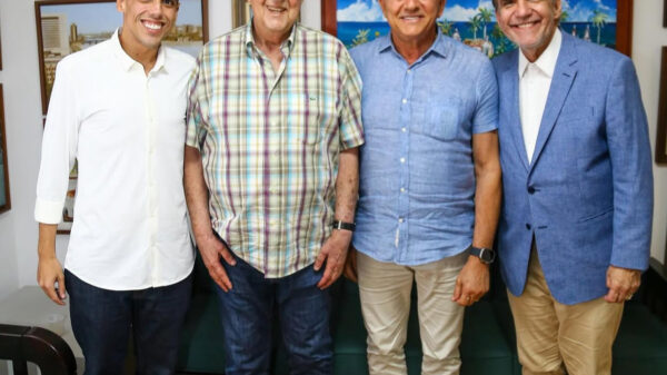 Roberto Asfora se reúne com Jarbas Vasconcelos, Fernando Dueire e Jarbas Filho para tratar de demandas de Brejo da Madre de Deus