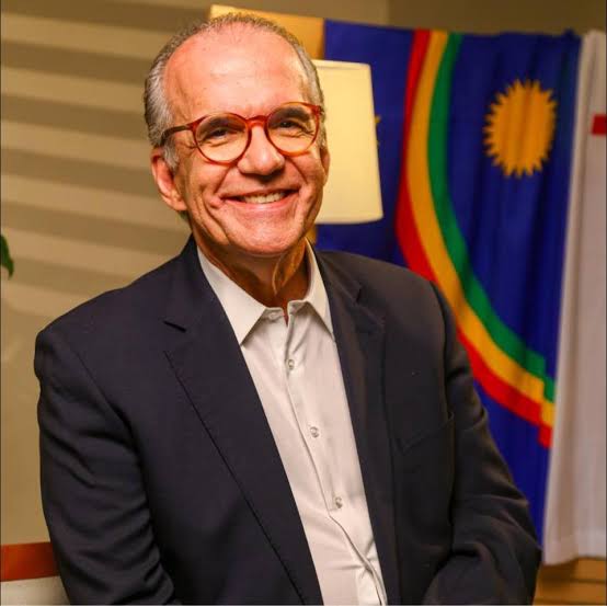 Senador Fernando Dueire